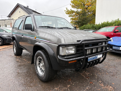 Nissan Terrano Terrano 2.4 Prestige/ H KENNZEICHEN /