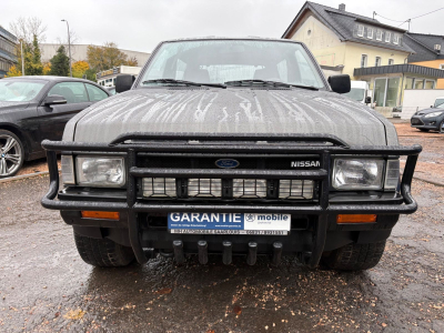 Nissan Terrano Terrano 2.4 Prestige/ H KENNZEICHEN /