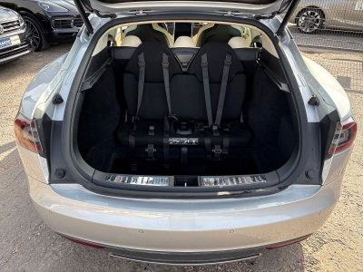 Tesla Model S Model S P 85 Performance/NP96000EURO