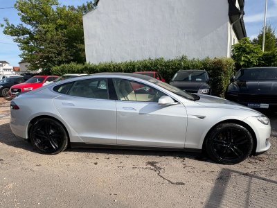 Tesla Model S Model S P 85 Performance/NP96000EURO