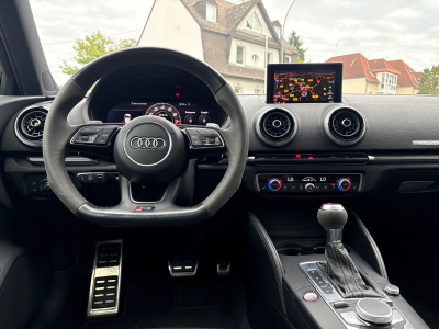 Audi RS3 RS3 RS 3 Sportback 2.5 TFSI quattro