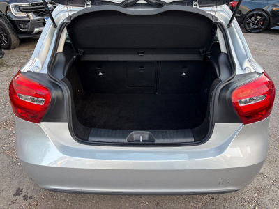 Mercedes-Benz A 160 A 160 CDI / d / Kamera / Keyless Go /