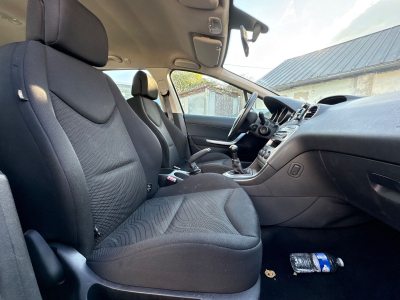 Peugeot e-308 308 SW Filou HDi