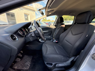 Peugeot e-308 308 SW Filou HDi