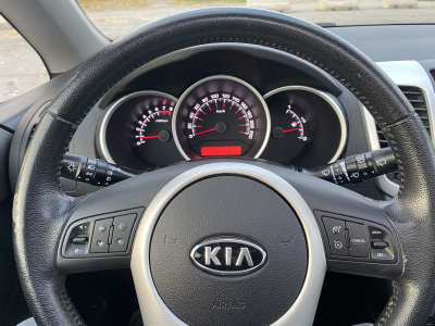 Kia Venga 1.4i