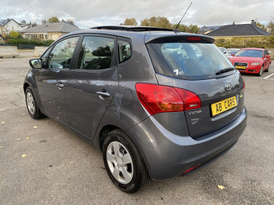Kia Venga 1.4i