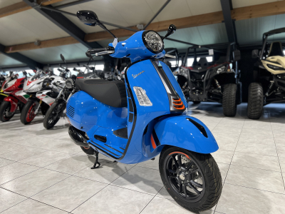 Vespa GTS Super Sport 125