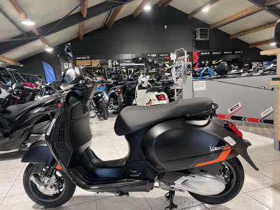 Vespa GTS Super Sport 310