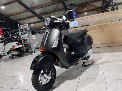 Vespa GTS Super Sport 310