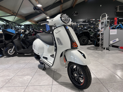 Vespa GTS Super Sport 310