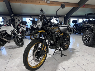 Royal Enfield Himalayan 450 Summit Black