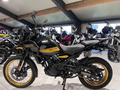 Royal Enfield Himalayan 450 Summit Black