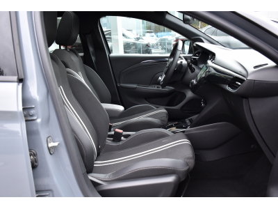 Opel Corsa 1.2 GS AT8