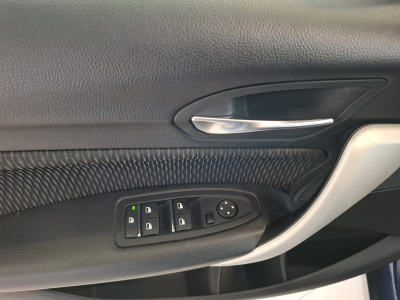 BMW 118 i FACELIFT AUTO LED NAVI