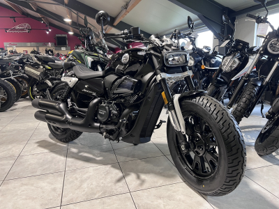 Benelli Leoncino BOBBER V-TWIN 400