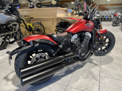 Indian Scout Bobber 1200cc / 100cv Sunset red smoke