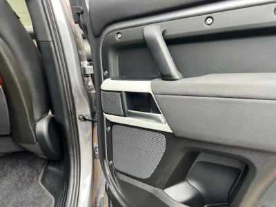 Land-Rover Defender 240 S - AHD - Panorama