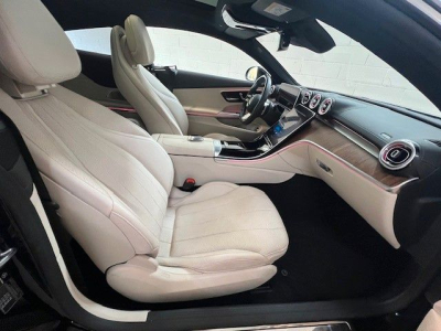 Mercedes-Benz CLE 220 Coupe d AMG Line Premium - panorama - VOLL