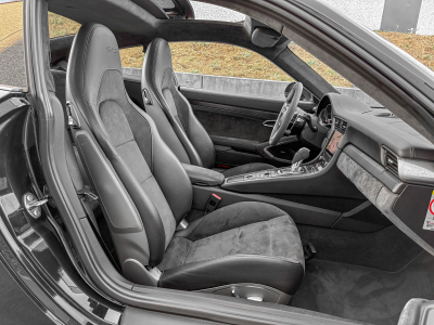 Porsche 911 991.2 Carrera 4 GTS / RACE TEX/ PDLS + / PASM / PCM