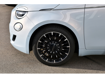 Fiat 500e 3+1 42 kWh La Prima by Bocelli