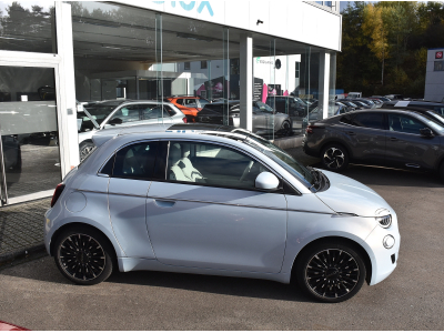 Fiat 500e 3+1 42 kWh La Prima by Bocelli