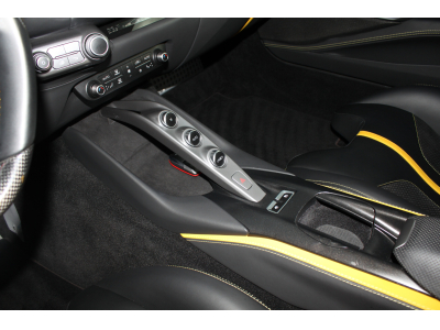 Ferrari 812 Superfast | GRIGIO SCURO | CARBONE | LIFT | CAMERA | MALUS INCLUS