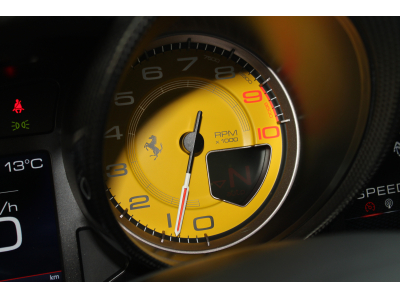 Ferrari 812 Superfast | GRIGIO SCURO | CARBONE | LIFT | CAMERA | MALUS INCLUS