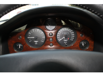 Aston Martin Vantage V600 | 1 OF 12 LHD | ORIGINE FRANCE | TITANIUM SILVER | HANDLING KIT