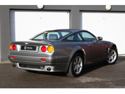 Aston Martin Vantage V600 | 1 OF 12 LHD | ORIGINE FRANCE | TITANIUM SILVER | HANDLING KIT