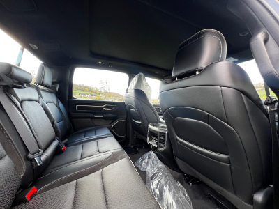 Dodge RAM 1500 5.7 V8 Laramie Sport + LPG