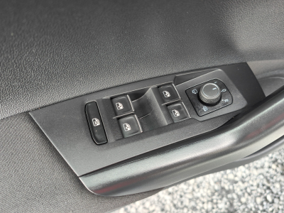 Volkswagen Taigo 1.0 TSI DSG R-LINE GPS CARPLAY CAMERA  SIEGES CHAUFFANTS