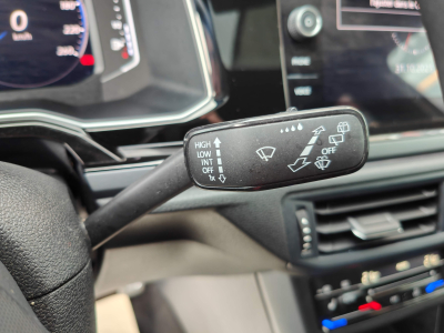 Volkswagen Taigo 1.0 TSI DSG R-LINE GPS CARPLAY CAMERA  SIEGES CHAUFFANTS