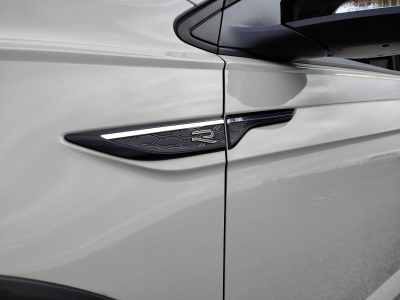 Volkswagen Taigo 1.0 TSI DSG R-LINE GPS CARPLAY CAMERA  SIEGES CHAUFFANTS