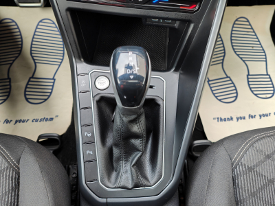 Volkswagen Taigo 1.0 TSI DSG R-LINE GPS CARPLAY CAMERA  SIEGES CHAUFFANTS