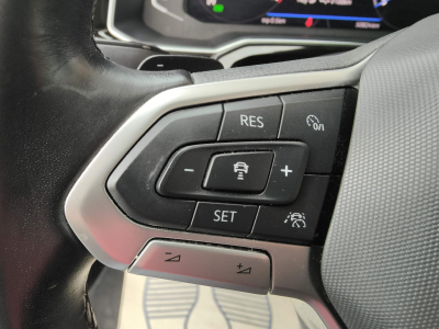 Volkswagen Taigo 1.0 TSI DSG R-LINE GPS CARPLAY CAMERA  SIEGES CHAUFFANTS