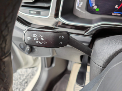 Volkswagen Taigo 1.0 TSI DSG R-LINE GPS CARPLAY CAMERA  SIEGES CHAUFFANTS