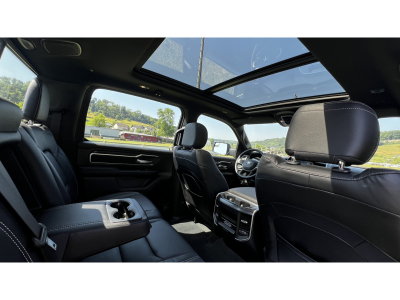 Dodge RAM 1500 5.7 V8 BiGHORN Black Edition + LPG