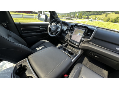 Dodge RAM 1500 5.7 V8 BiGHORN Black Edition + LPG