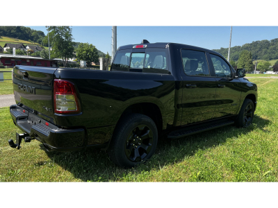Dodge RAM 1500 5.7 V8 BiGHORN Black Edition + LPG