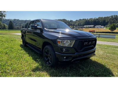 Dodge RAM 1500 5.7 V8 BiGHORN Black Edition + LPG