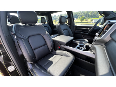 Dodge RAM 1500 5.7 V8 BiGHORN Black Edition + LPG