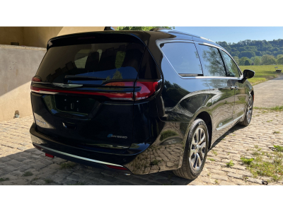 Chrysler Pacifica Limited Pinnacle Hybrid DVD FULL