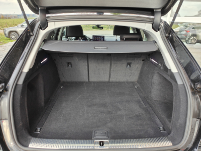 Audi A4 30 TDI S-TRONIC CUIR CARPLAY SIEGES CHAUFFANTS GPS TOIT PANO OUVRANT