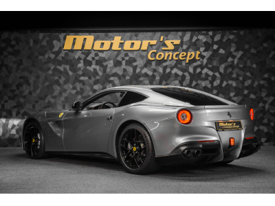 Ferrari F12 Berlinetta 6.3 V12 - GRIGIO TITANIO