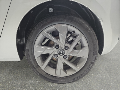 Opel Corsa 1.2 TURBO 101 Edition