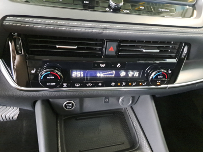 Nissan Qashqai 1.3 DIG-T MHEV 158 X-tronic N-Connecta