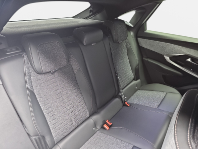 Peugeot 3008 1.2 Hybrid 145 E-DSC6 Allure