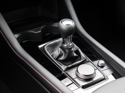 Mazda 3 2.5 L E-SKYACTIV 140 Nagasi