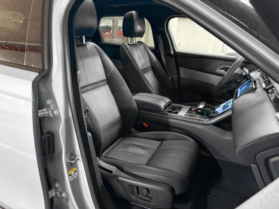 Land-Rover Range Rover Velar D300 SE R-DYNAMIC /ACC/PANORAMA/AHK/MERIDIAN