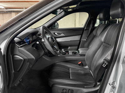 Land-Rover Range Rover Velar D300 SE R-DYNAMIC /ACC/PANORAMA/AHK/MERIDIAN